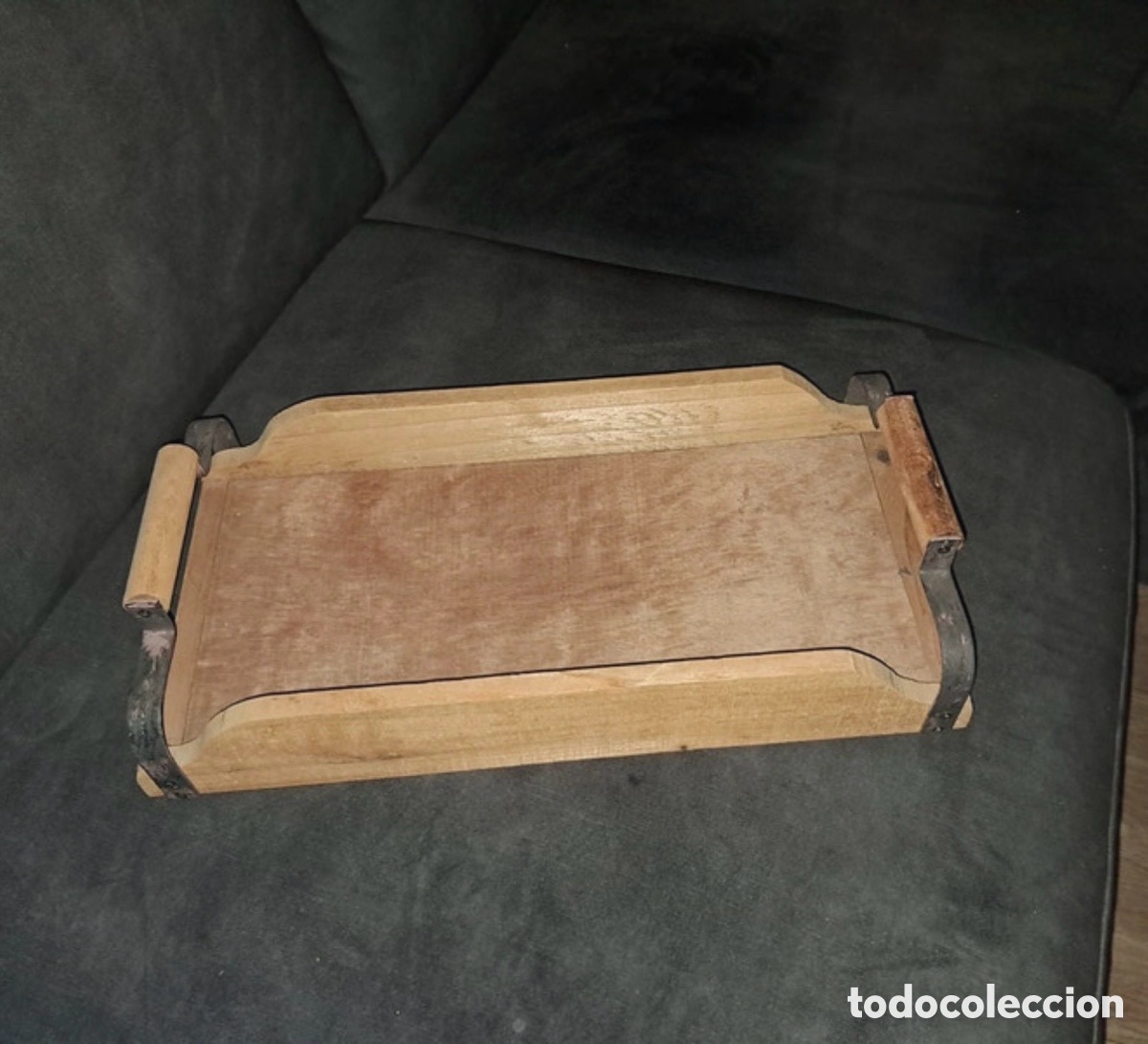 Antig&uuml;edades: Antigua bandeja de madera