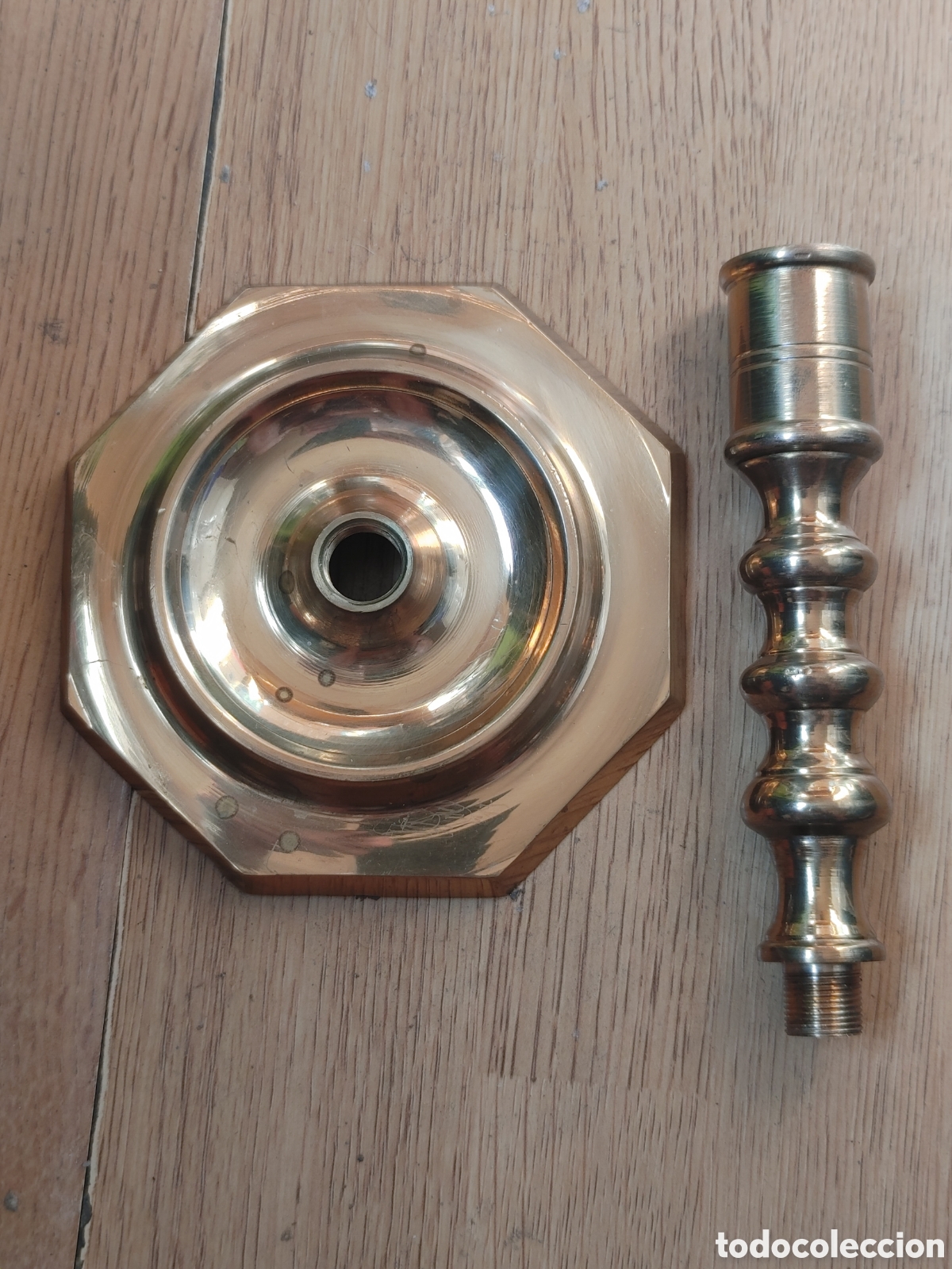 Antig&uuml;edades: Candelero en bronce. S. XX. - Foto 4
