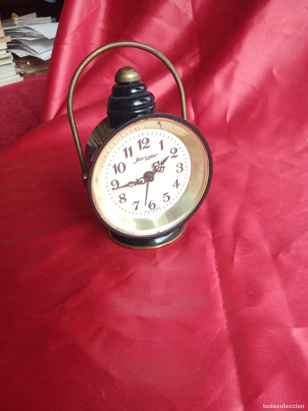 Antig&uuml;edades: Reloj Jerger a&ntilde;os 70 dise&ntilde;o original. Funciona, aleman. Rinconera