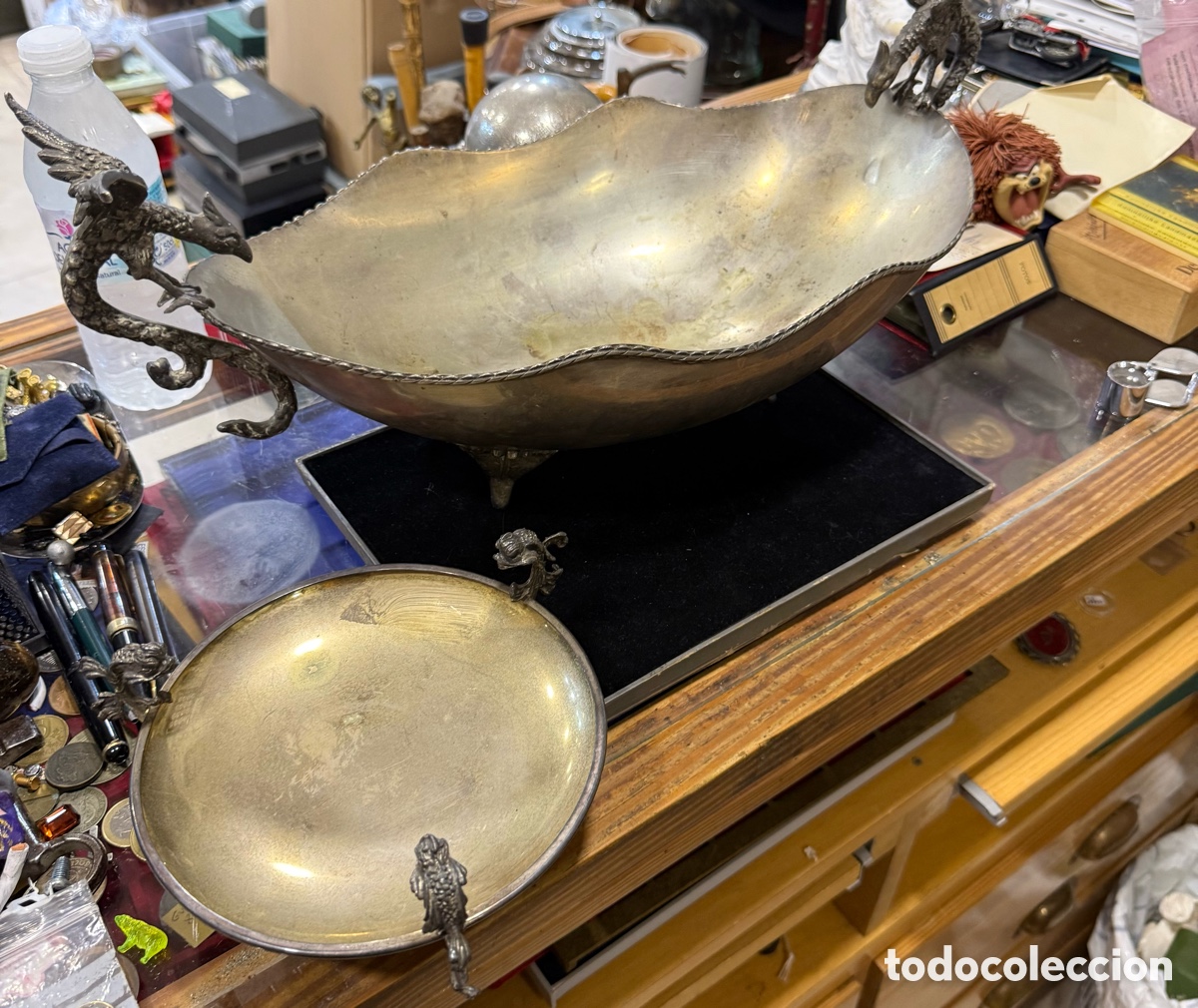 Antig&uuml;edades: Magn&iacute;fico juego de 2 centros de mesa &eacute;tnicos