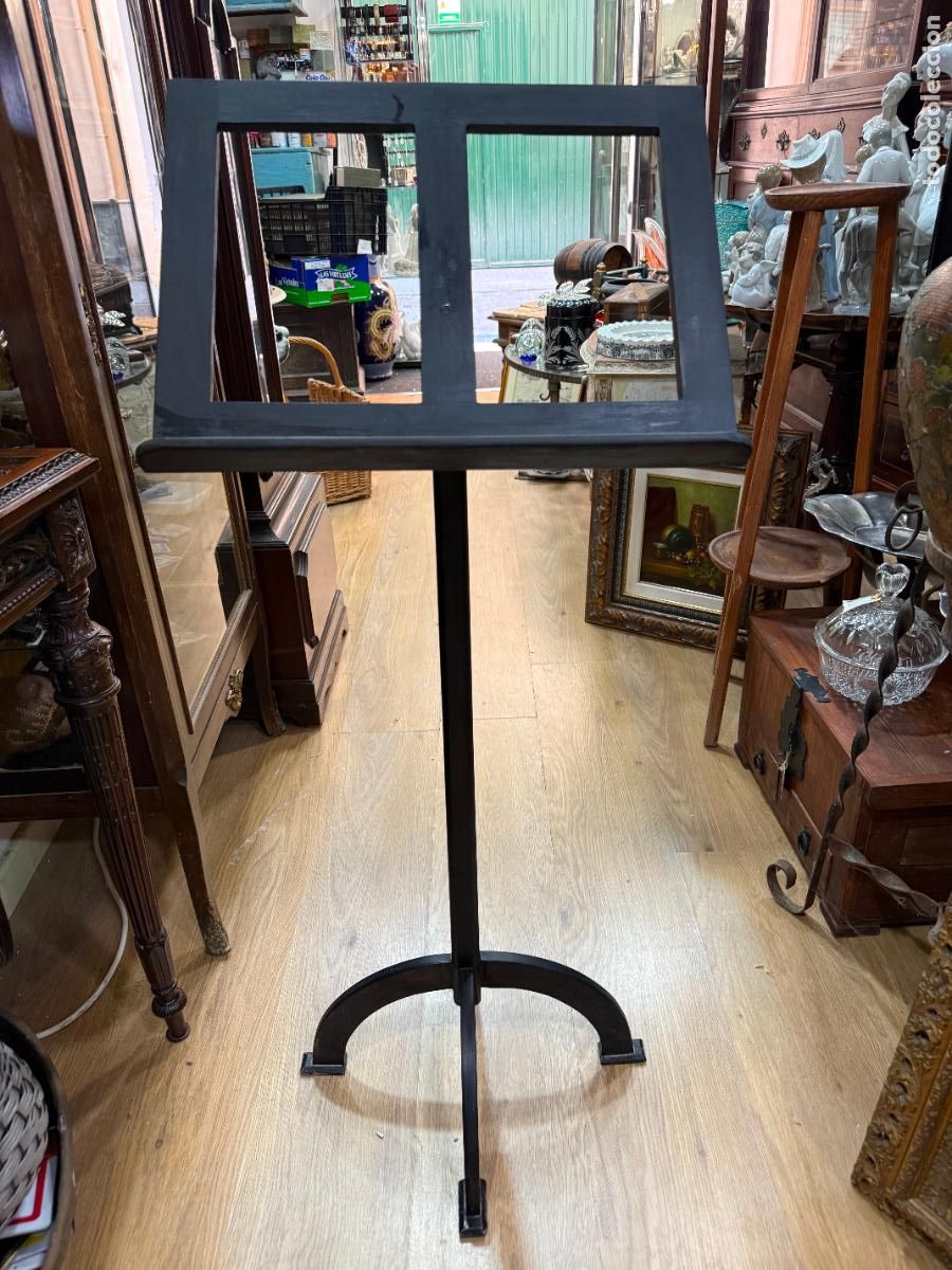 Antig&uuml;edades: ANTIGUO ATRIL DE MADERA - MEDIDA DE ALTO TOTAL 105 CM