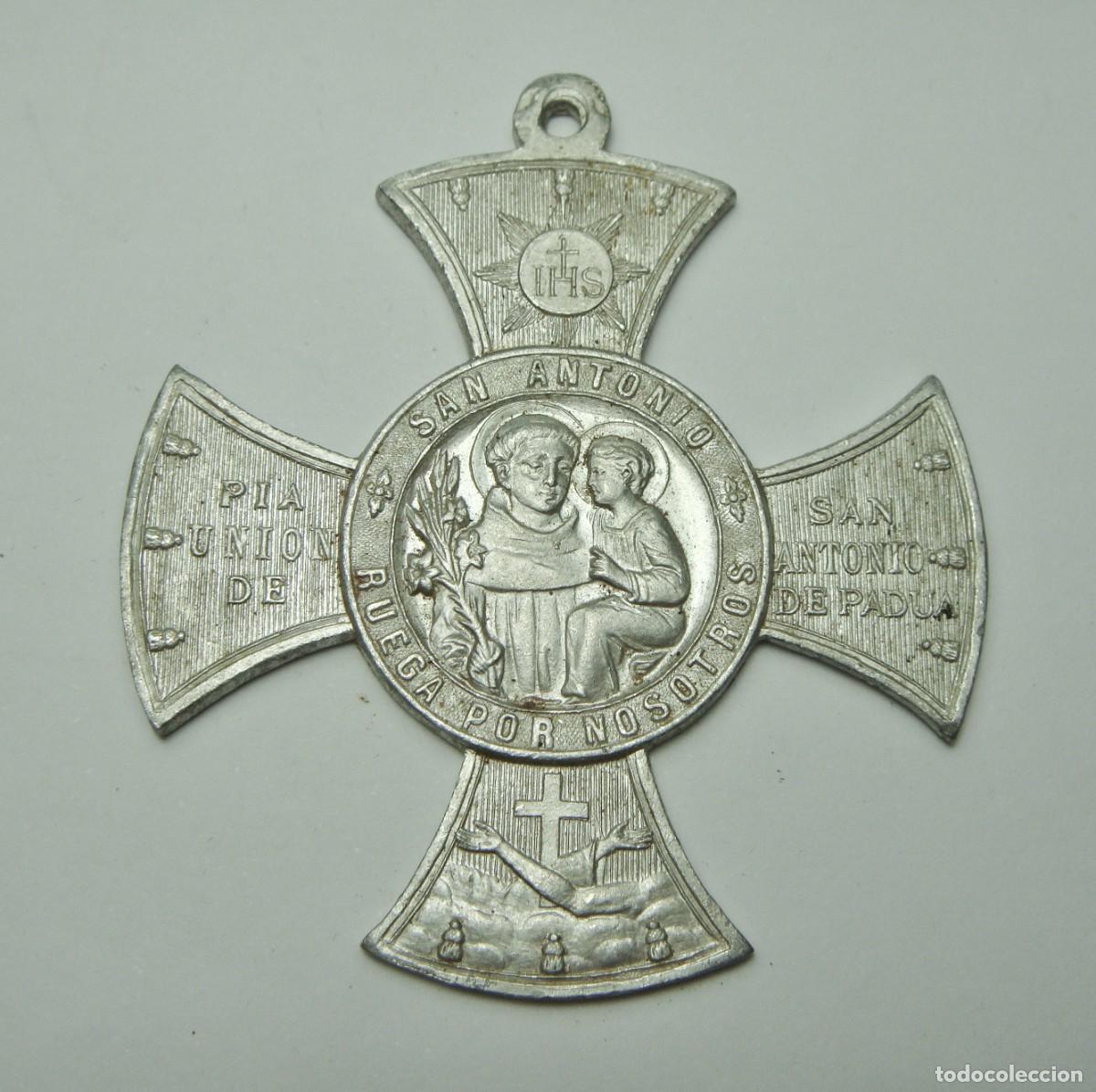 Antiques: Cruz-medalla devocional &middot; San Antonio de Padua &middot; Le&oacute;n XIII, 1892 &middot; &Oslash; 45 mm
