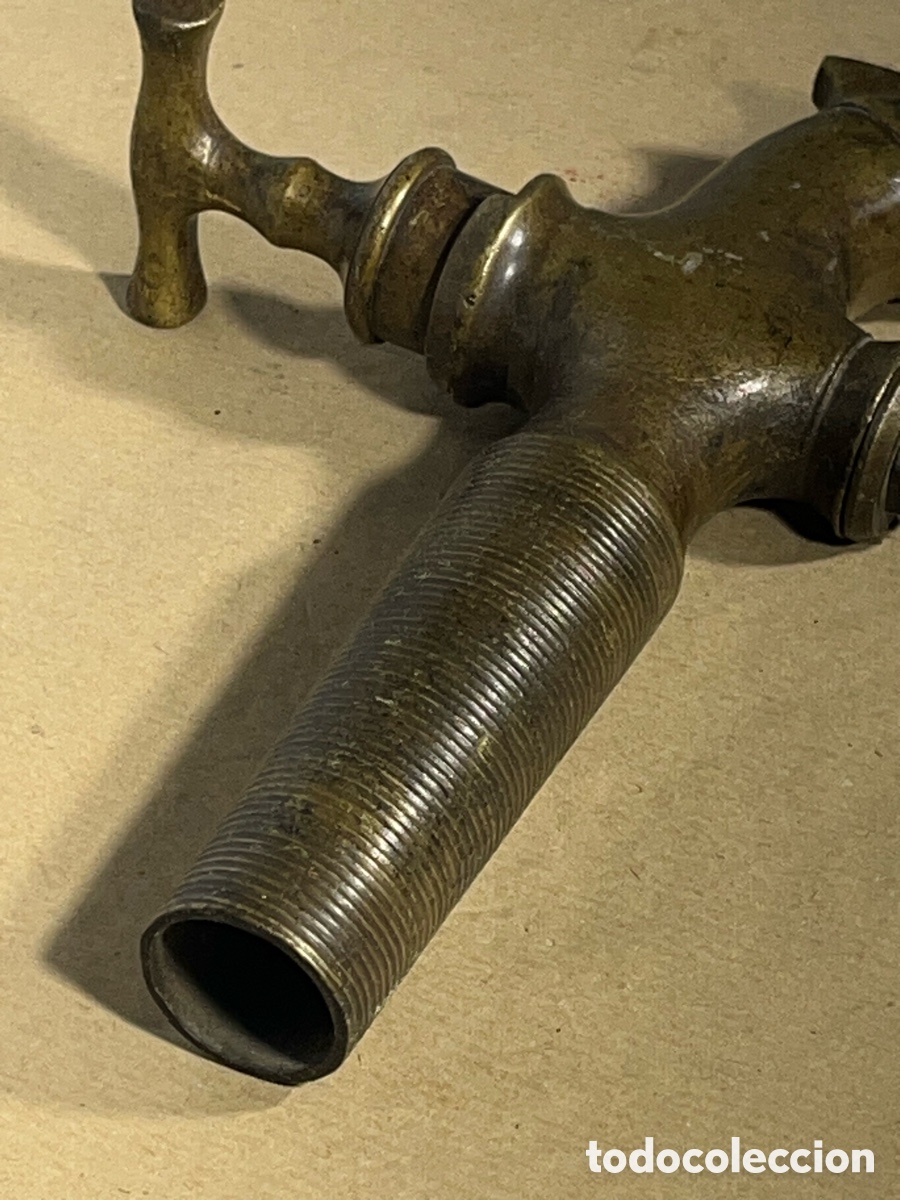 Antig&uuml;edades: Antiguo Grifo de Bronce de Rosca. A/J - Foto 6