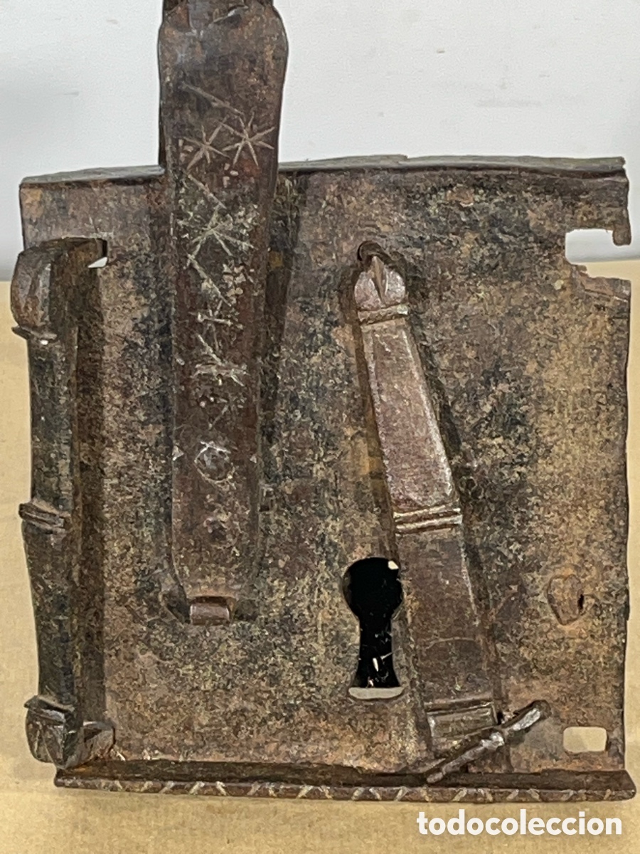 Antig&uuml;edades: Antigua Cerradura de Arca. A/J