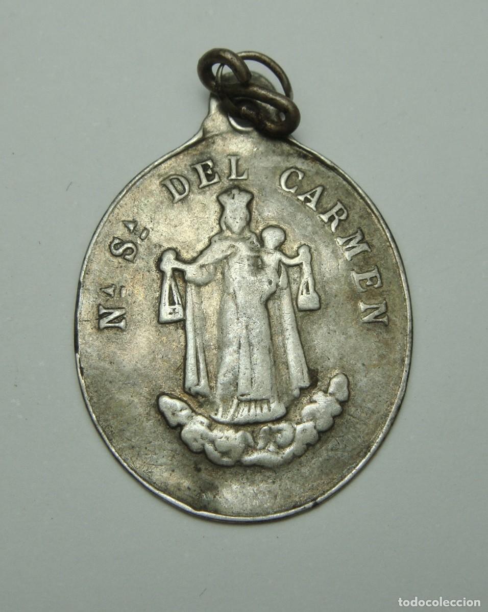 Antig&uuml;edades: Medalla Sagrado Coraz&oacute;n de Jes&uacute;s y Virgen del Carmen &middot; Plata &middot; ca. 1920&ndash;1950