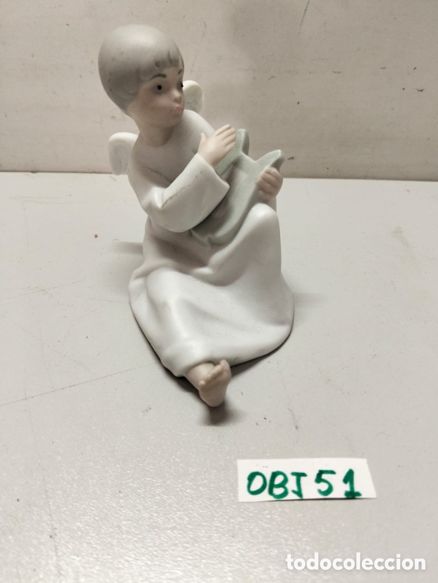 Antig&uuml;edades: &Aacute;ngel de cer&aacute;mica nao Lladr&oacute;