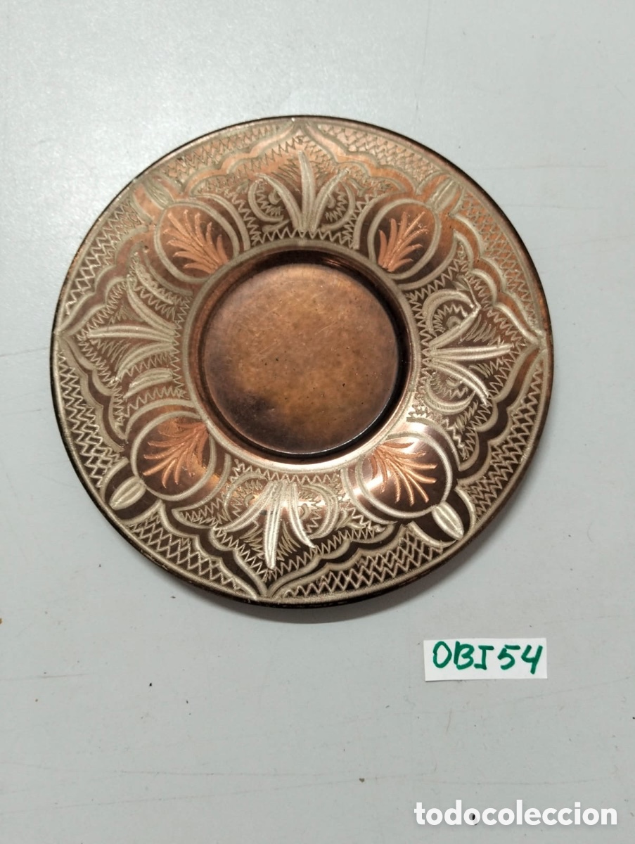 Antig&uuml;edades: Plato de cobre decorativo