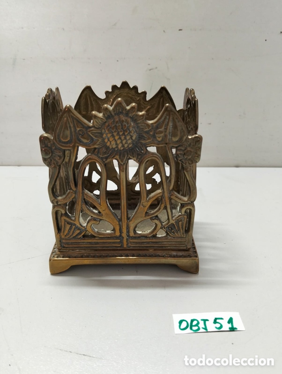 Antig&uuml;edades: portal&aacute;pices u organizador de escritorio de estilo Art Nouveau / modernista