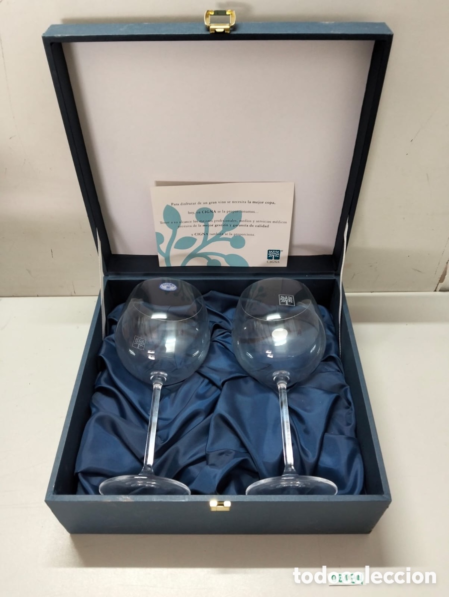 Antig&uuml;edades: elegante estuche de dos copas de vino de cristal de Bohemia,