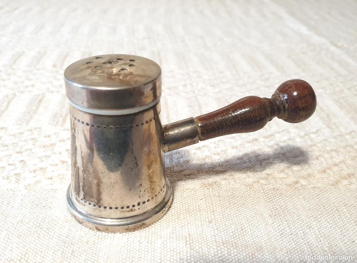 Antig&uuml;edades: Salero y pimentero miniatura de plata 800, estilo vintage de los a&ntilde;os 80, mango de madera
