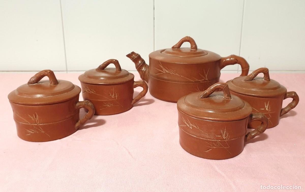Antig&uuml;edades: Juego de t&eacute; vintage original chino de estilo bamb&uacute; y arcilla de Yixing de la d&eacute;cada de 1980