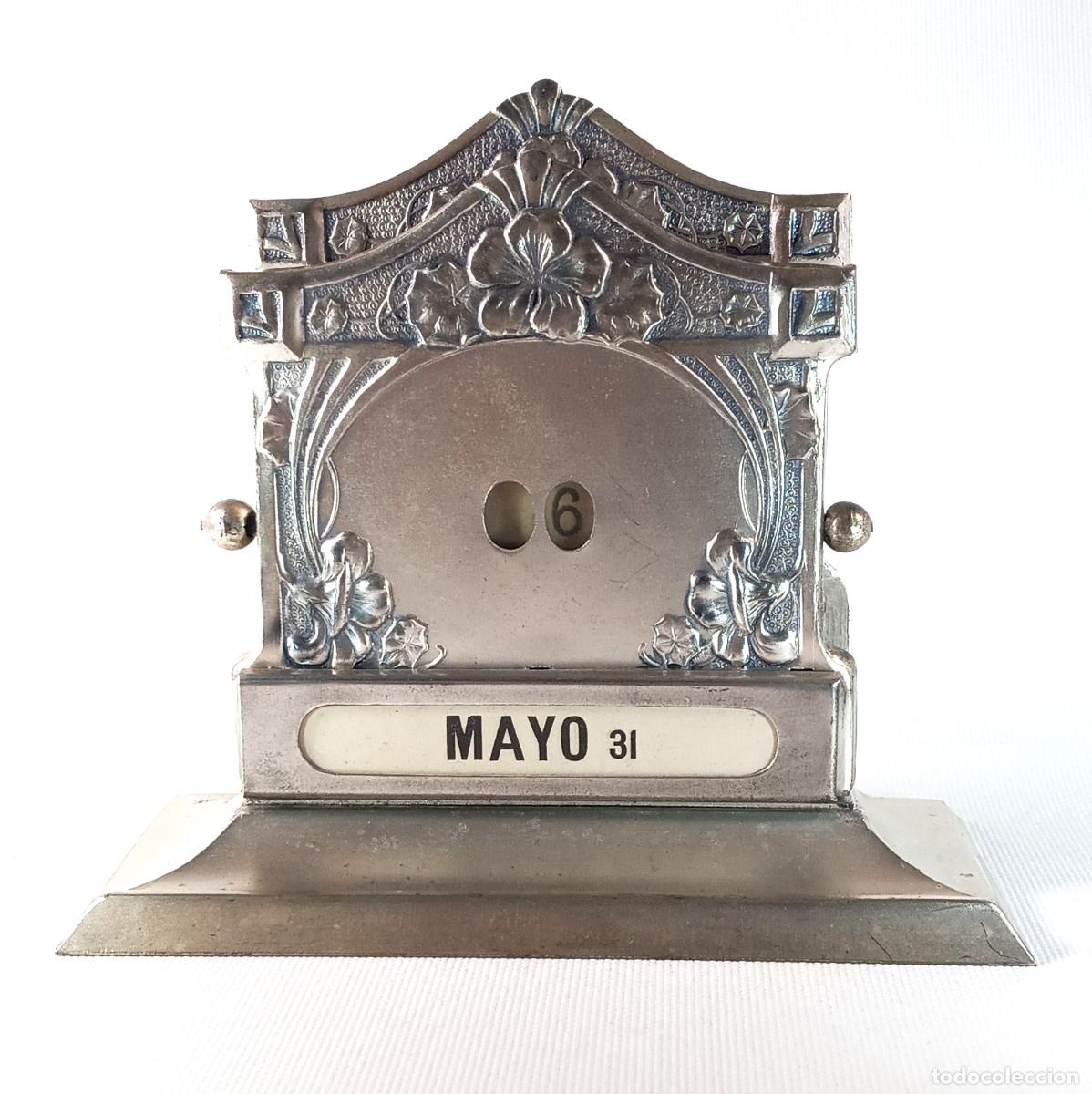 Antig&uuml;edades: Tarjetero y Calendario Perpetuo de Escritorio Art Nouveau. Henry Matthews