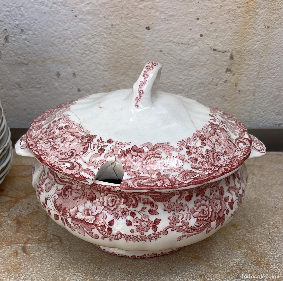 Antig&uuml;edades: SOPERA ANTIGUA DE LA CARTUJA PICKMAN CON TAPA PEGADA DE 20 CMS. DE DIAMETRO INTERIOR Y 32 EXTERIOR