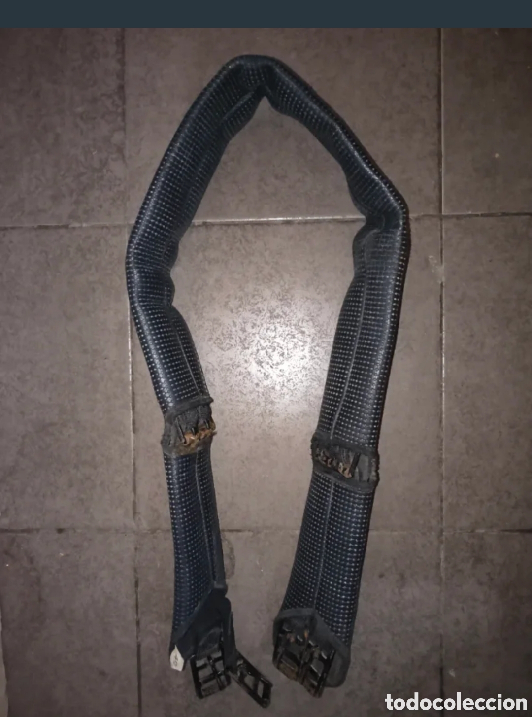 Antig&uuml;edades: Cincha para caballos negra
