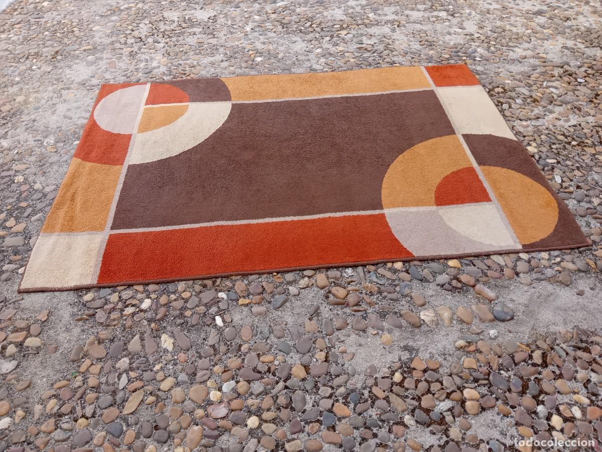 Antig&uuml;edades: Alfombra de lana medidas 228,5 x 155,5 cm