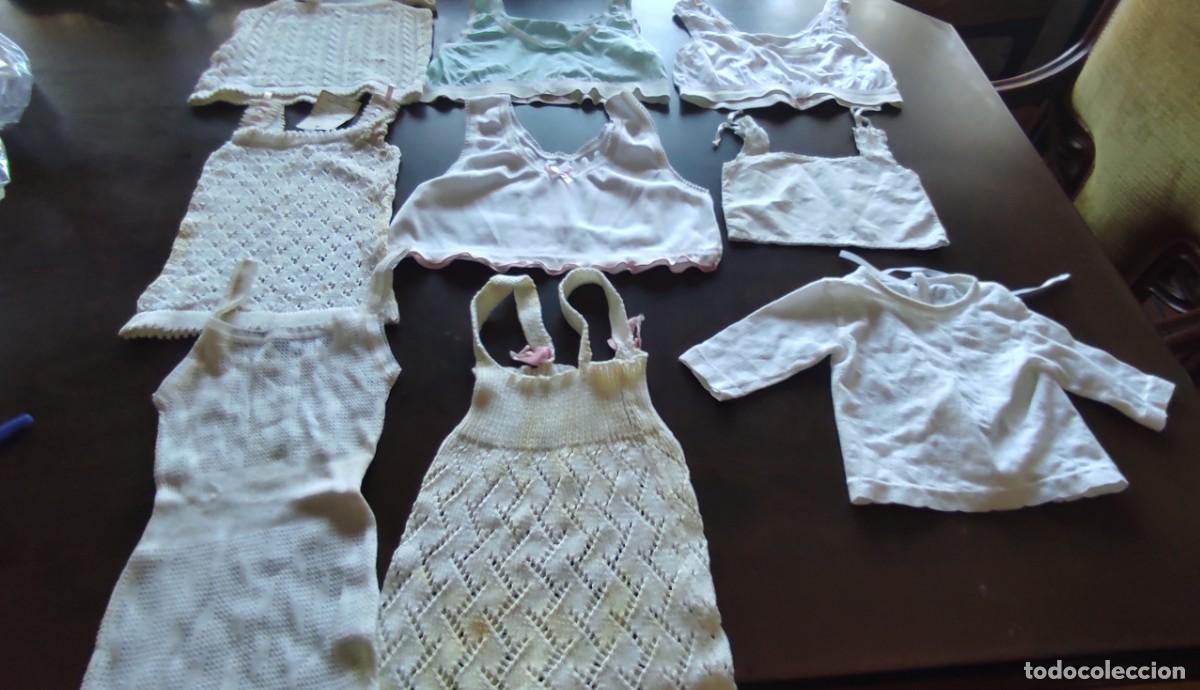 Antig&uuml;edades: LOTE ROPA INTERIOR INFANTIL / BEB&Eacute; VINTAGE. CASMISETAS CALADOS Y TOPS CANASTILLA