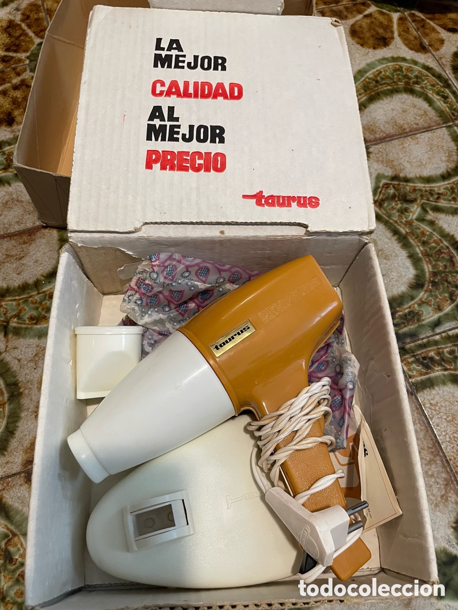 Antig&uuml;edades: Secador Vintage Taurus Super Babet A&ntilde;os 60/70