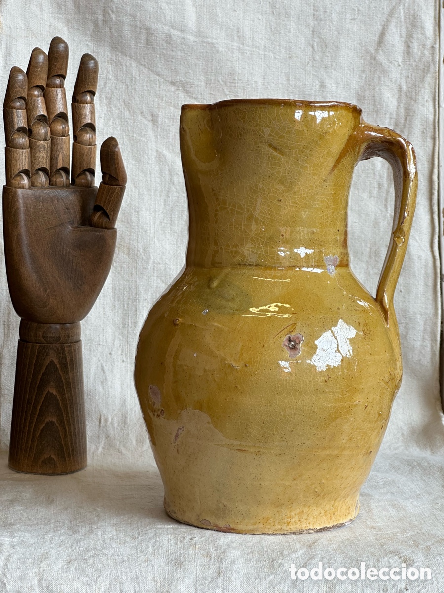 Antig&uuml;edades: Jarra de cer&aacute;mica de Pe&ntilde;afiel, s.XIX. Vidriado amarillo. Loza esmaltada. Valladolid.