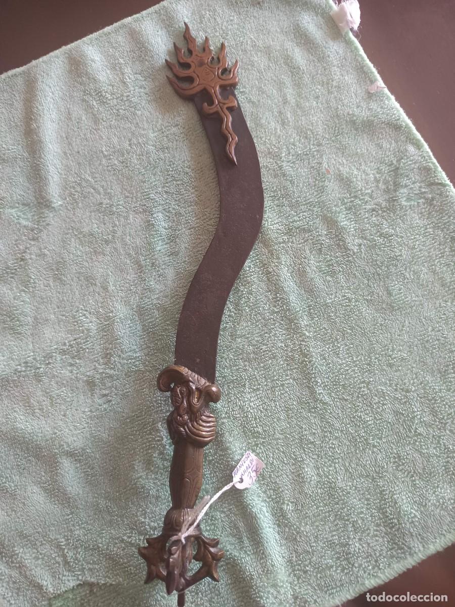 Antig&uuml;edades: Espada de la sabidur&iacute;a o espada llameante de Manjushri