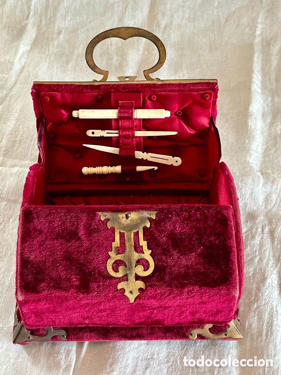 Antig&uuml;edades: ANTIGUO ESTUCHE DE COSTURA NECESER SG XIX CON ACCESORIOS