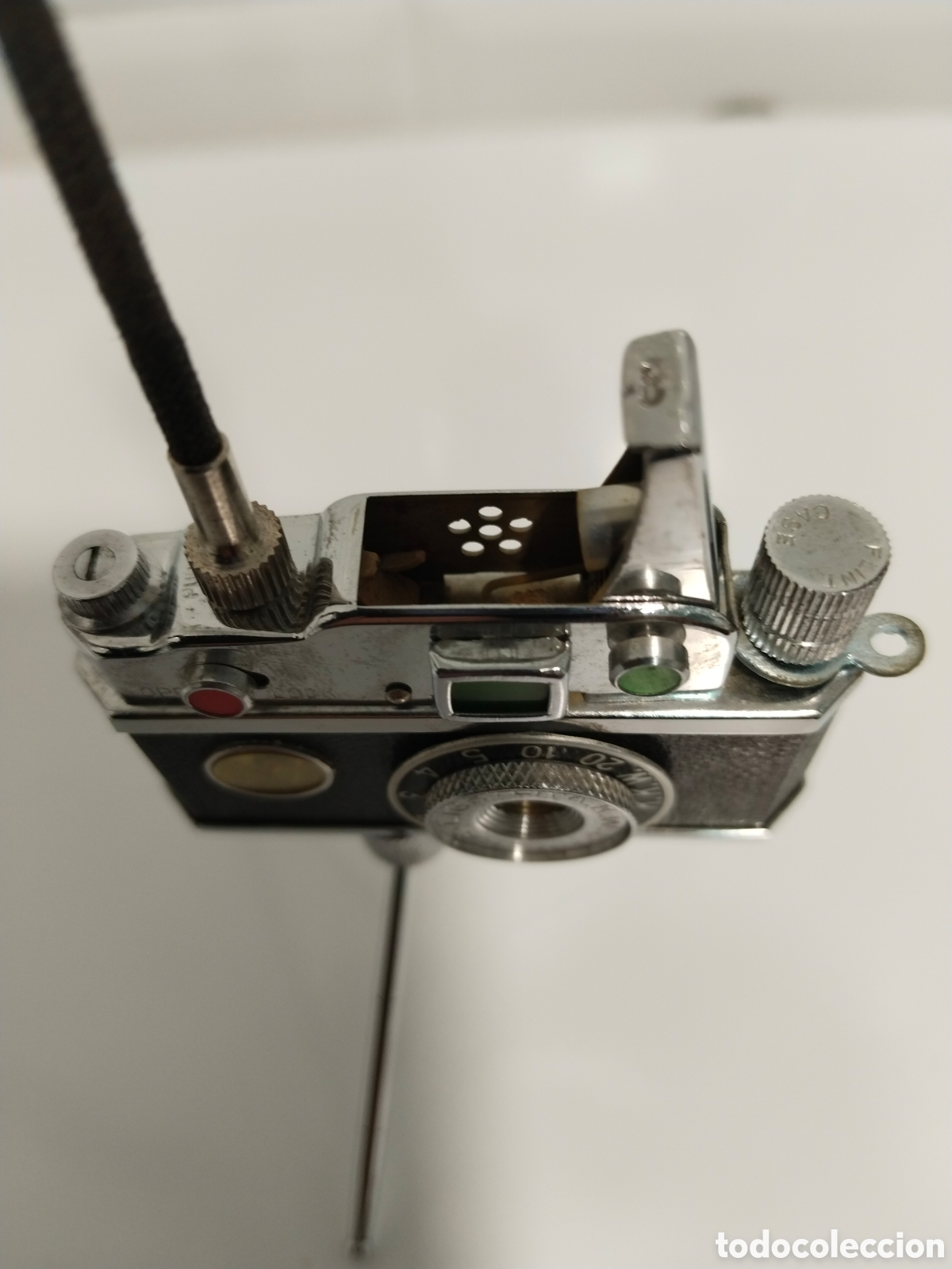 Antig&uuml;edades: Mechero forma camara - Foto 3