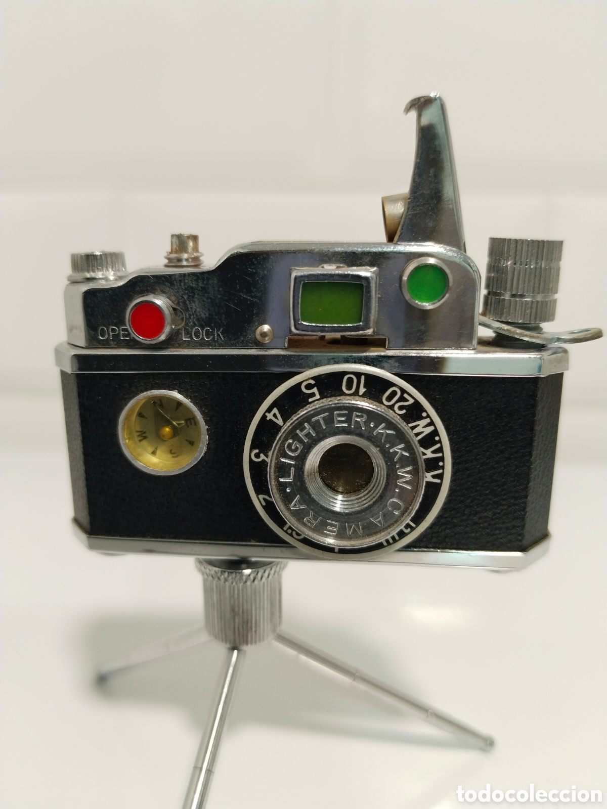 Antig&uuml;edades: Mechero forma camara