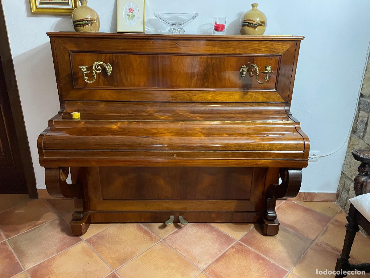 Antig&uuml;edades: Piano antiguo Boisselot Bernareggi & CIA
