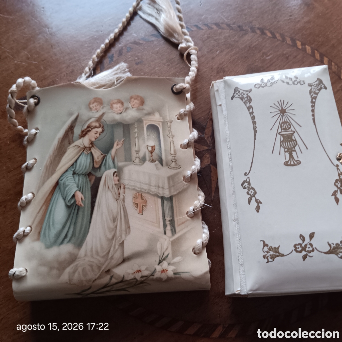 Antig&uuml;edades: Devocionario con estuche