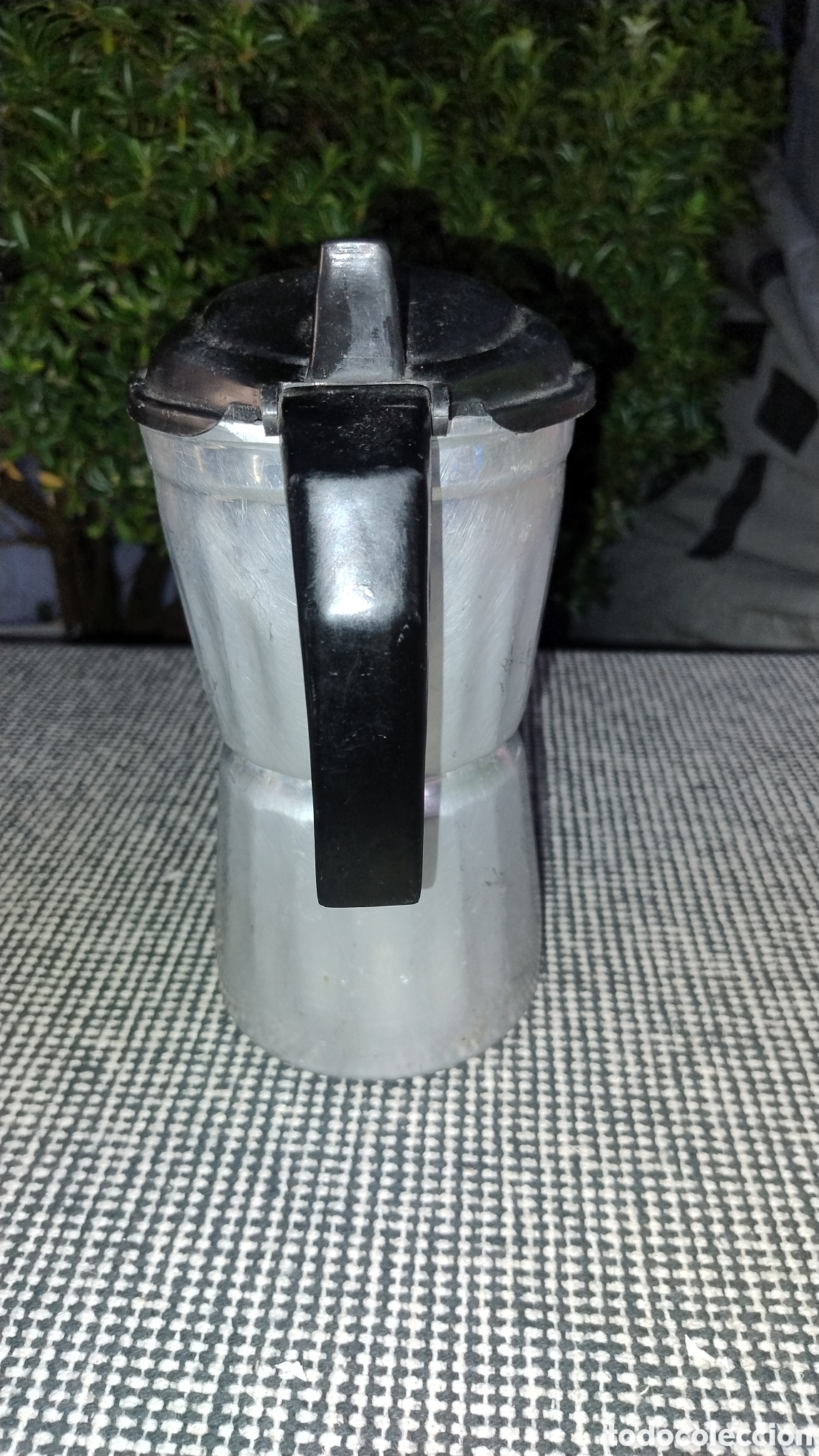 Antig&uuml;edades: Cafetera de aluminio magefesa antigua - Foto 4