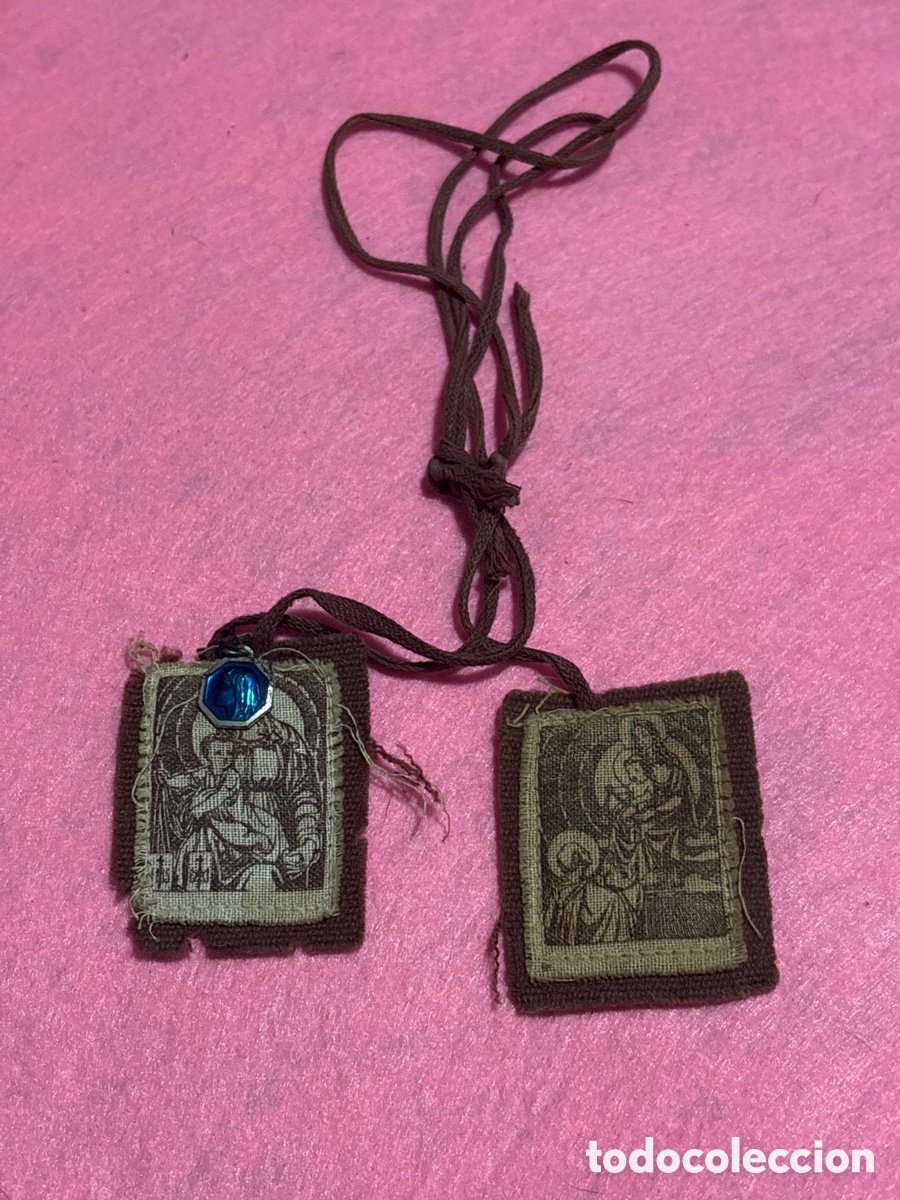 Antig&uuml;edades: Siglo XIX escapulario Virgen del Carmen con medalla (A15)