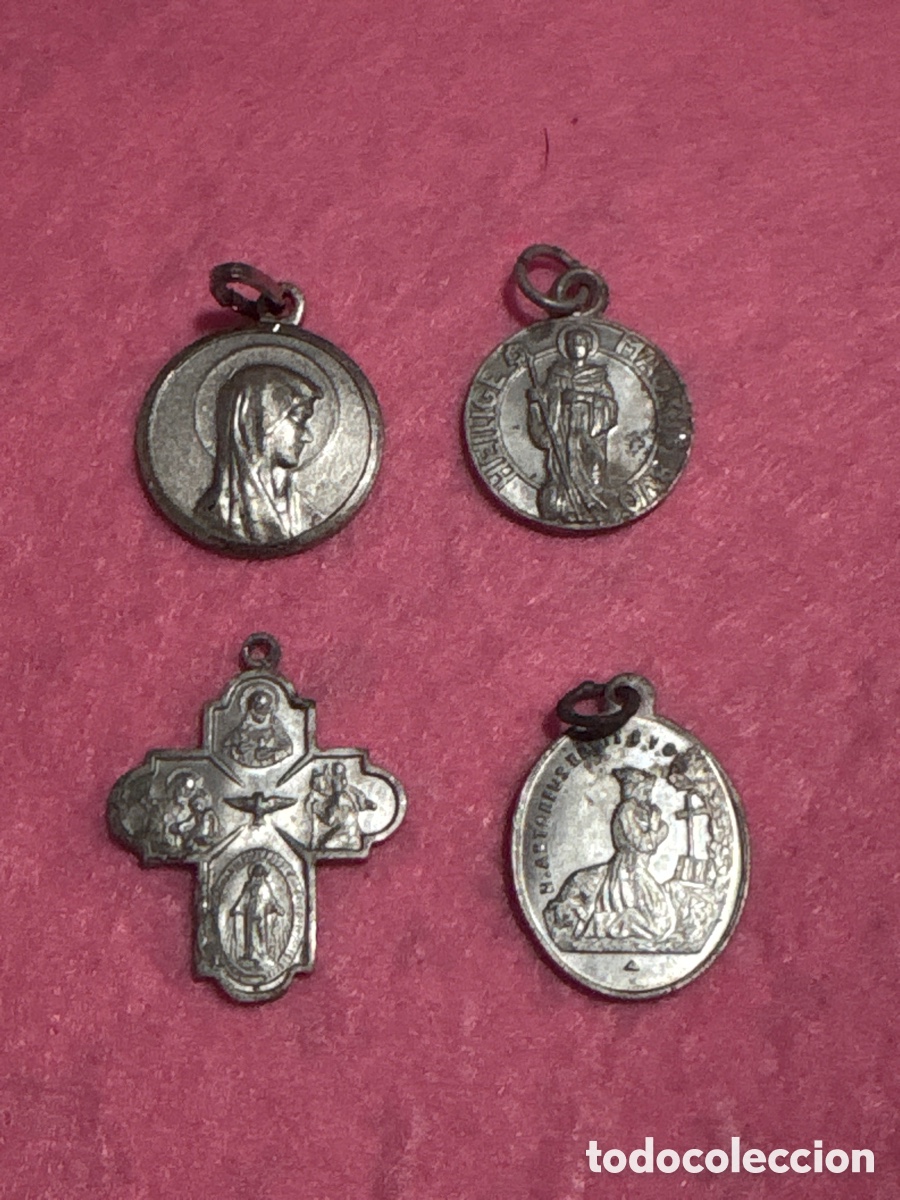 Antig&uuml;edades: Lote de medallas religiosas