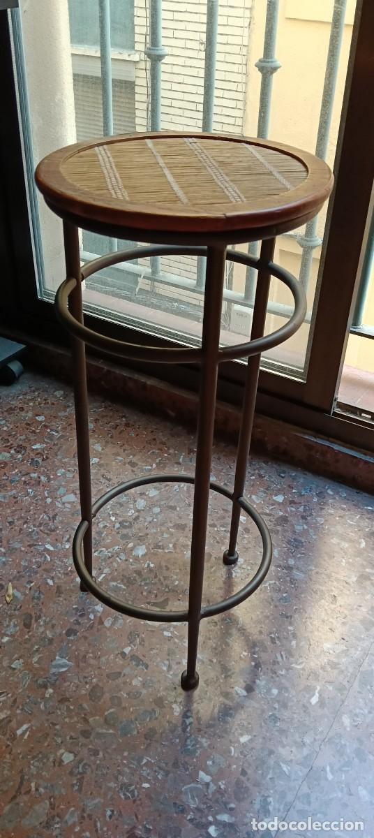Antig&uuml;edades: Taburete alto barra / Silla alta barra