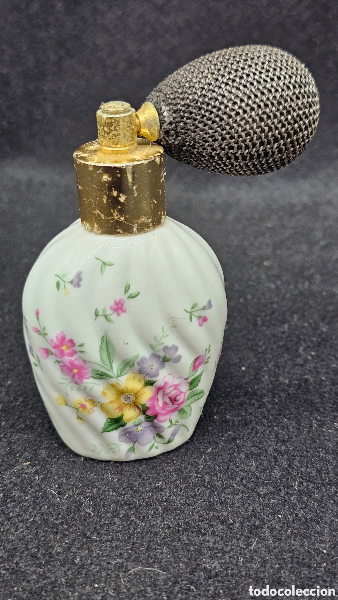 Antiques: Perfumador de porcelana