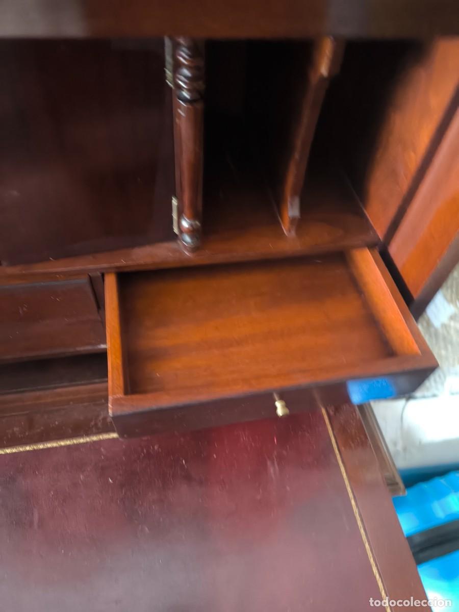 Antig&uuml;edades: Escritorio de madera. - Foto 8