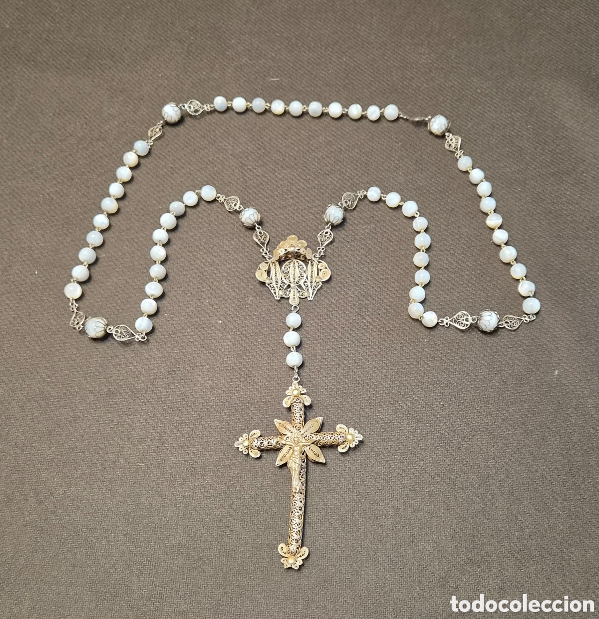 Antig&uuml;edades: Gran rosario antiguo S.XIX de n&aacute;car y filigrana de plata sobredorada