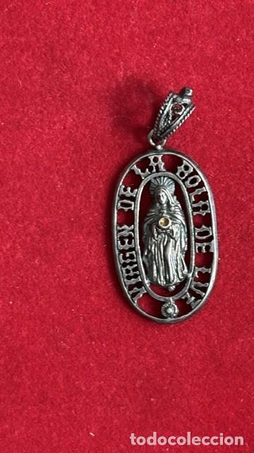 Antig&uuml;edades: Medalla virgen de la Bola de Luz , 3,8x2 cm , 5,2 grs