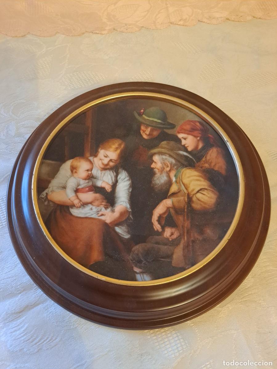 Antig&uuml;edades: Plato de porcelana Bareuther Waldsassen Bavaria, retratos de familia ,Visita a los abuelos