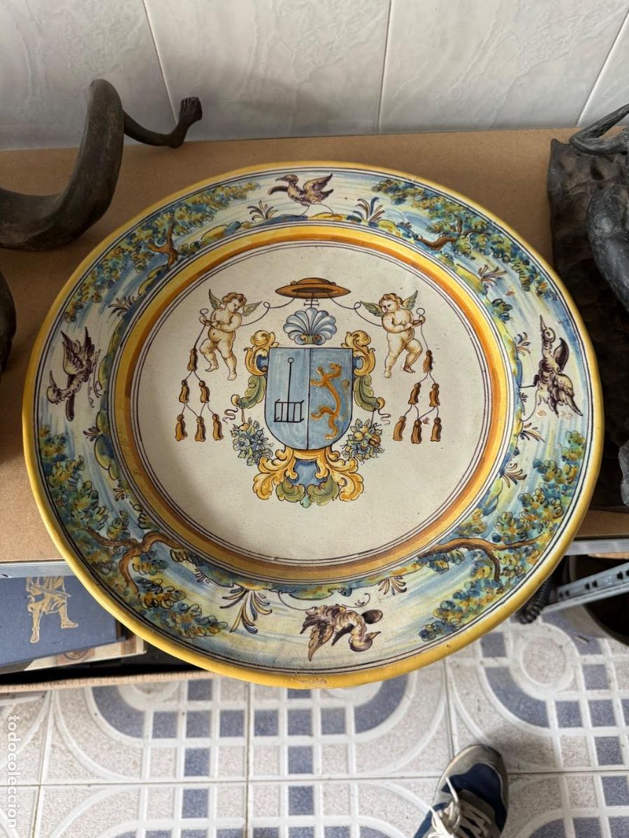 Antig&uuml;edades: Bonito plato de Talavera