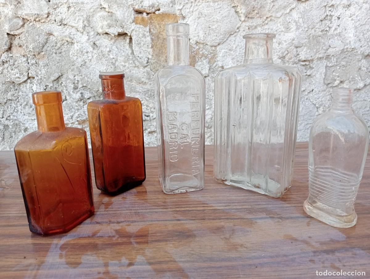 Antig&uuml;edades: ANTIGUAS BOTELLAS FARMACIA MEDICINAS COLONIAS PERFUMES MEDICAMENTOS