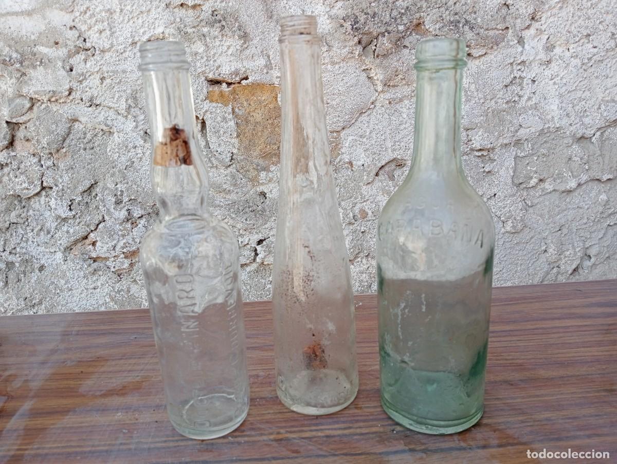 Antig&uuml;edades: ANTIGUAS BOTELLAS FARMACIA DOCTEUR PINARD , MADARIAGA , AGUA CARABA&Ntilde;A MEDICAMENTOS