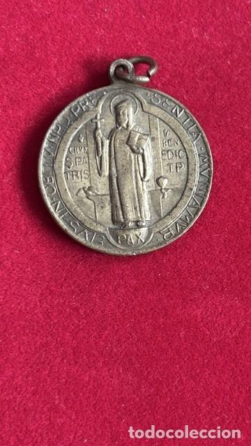Antig&uuml;edades: medalla San Benito de Nursia 6,5 cm diametro , 6,5grs