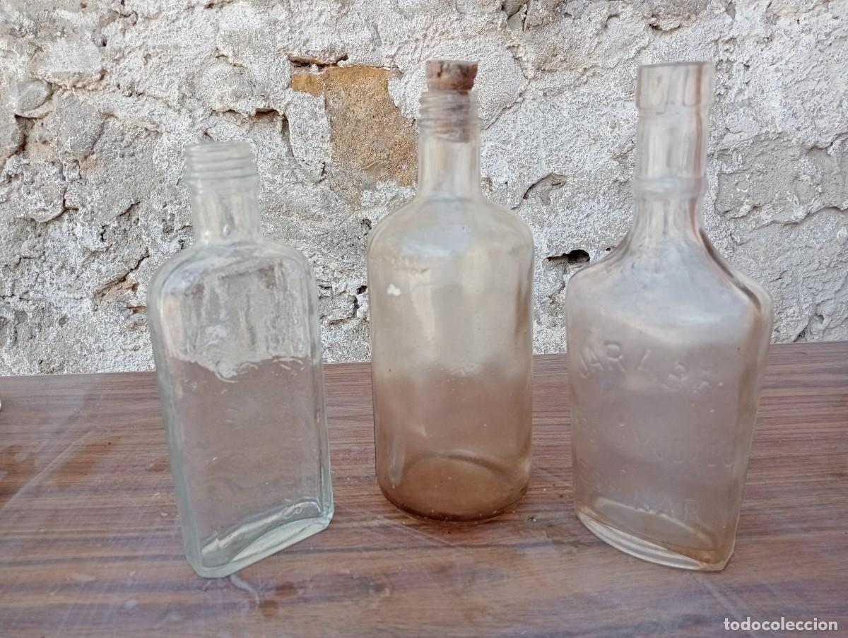 Antig&uuml;edades: ANTIGUAS BOTELLAS FARMACIA JARABE RABANO YODADO ESPINAR , GOLBERT MEDICAMENTOS