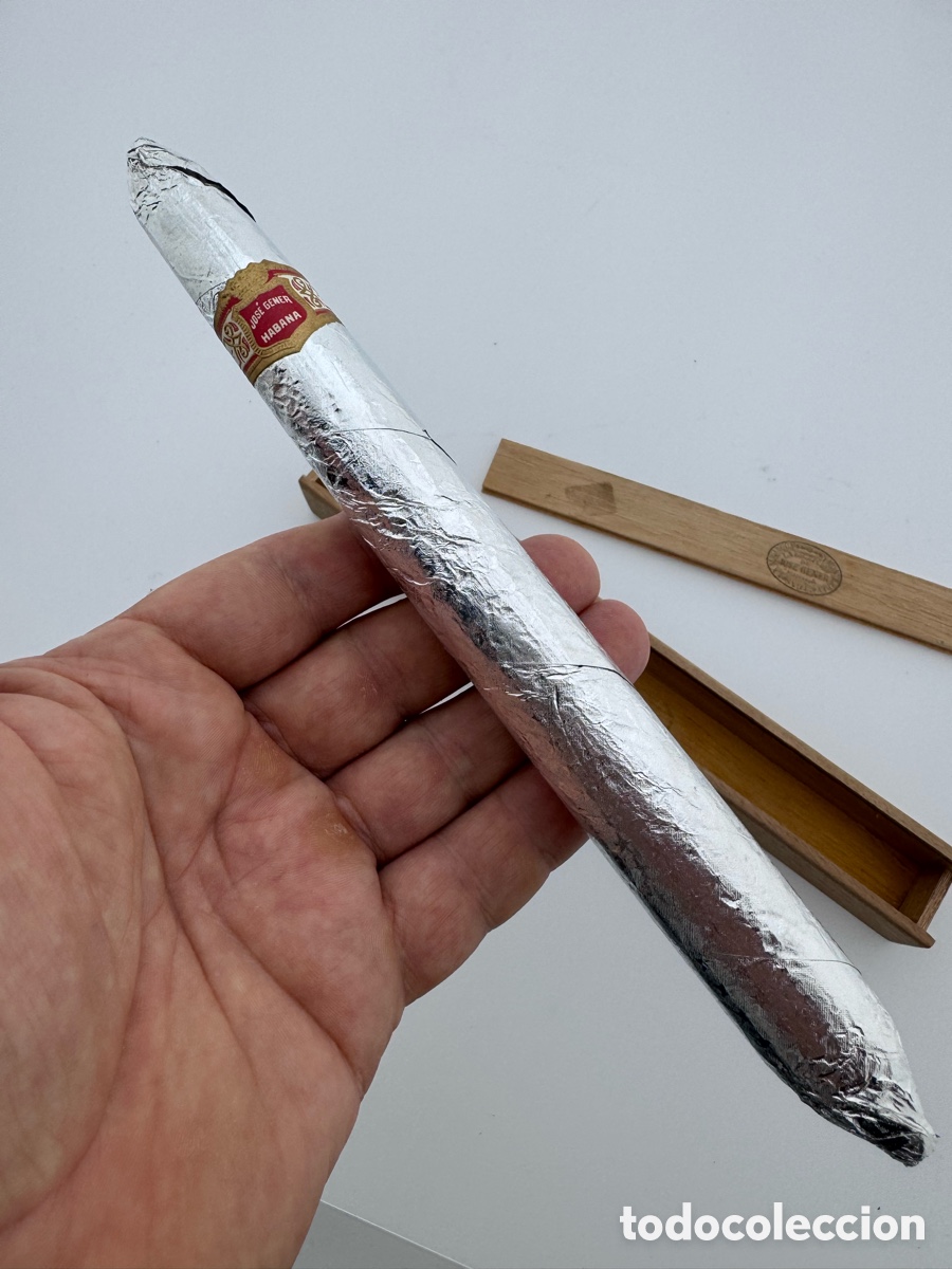 Antig&uuml;edades: Puro Jos&eacute; Gener Habana Cuba