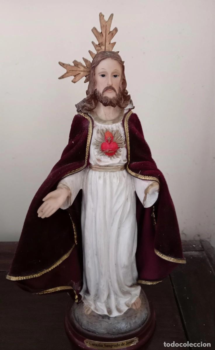 Antig&uuml;edades: Estatua Coraz&oacute;n Sagrado de Jes&uacute;s