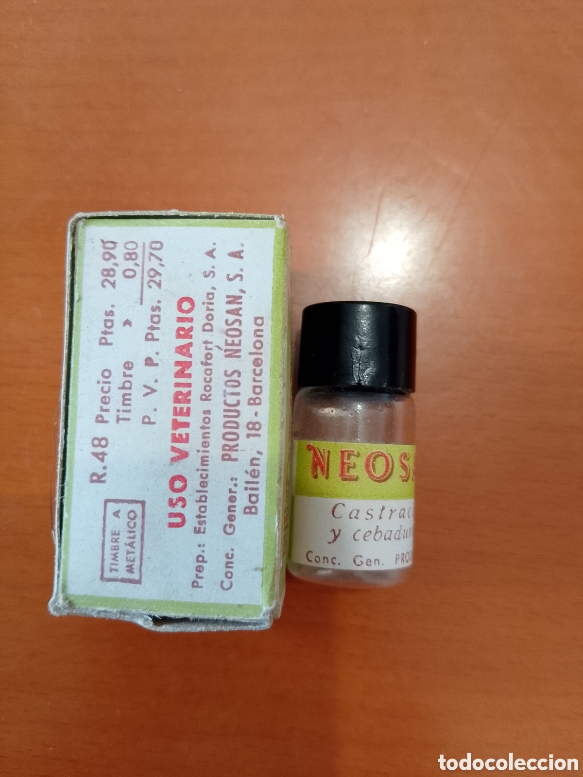 Antig&uuml;edades: Neosaton 15 frasco veterinareo - Foto 2