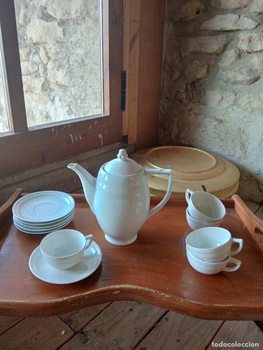Antig&uuml;edades: JUEGO DE CAFE PORCELANA BLANCA