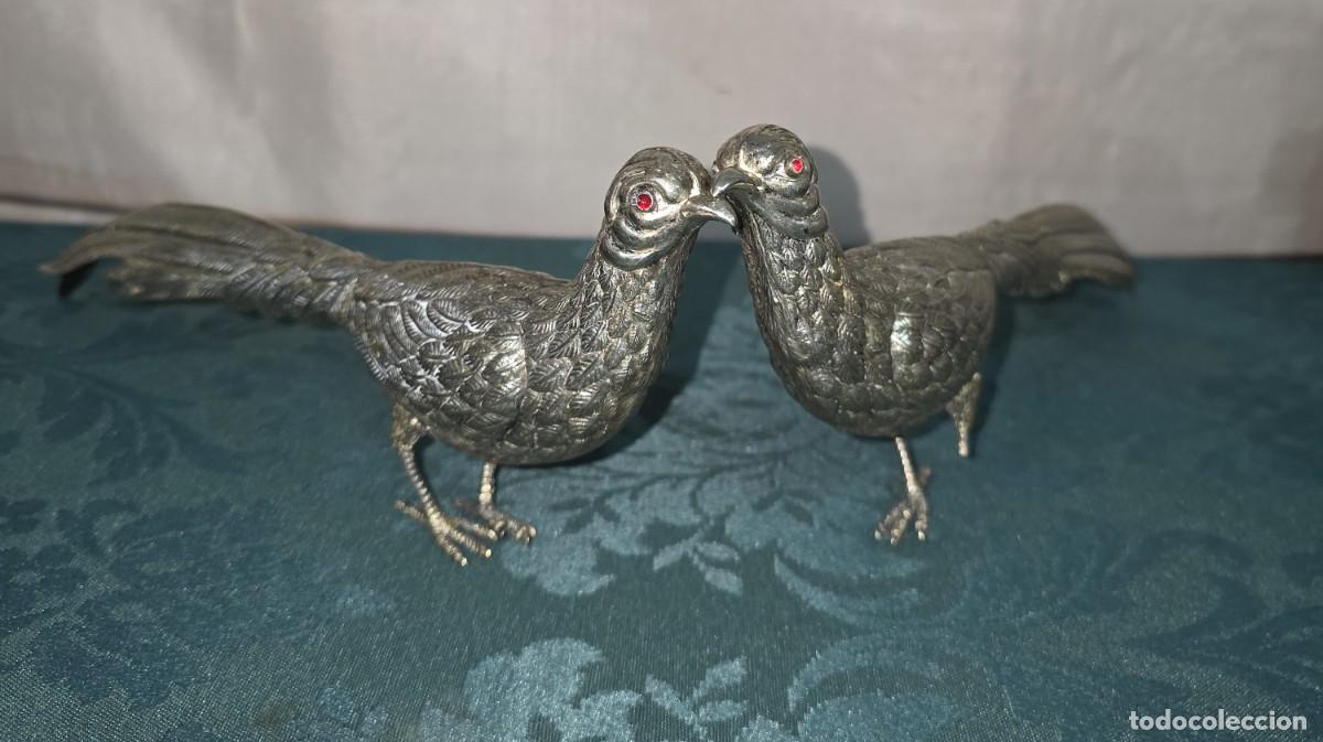 Antig&uuml;edades: Pareja de figuras decorativas de faisanes