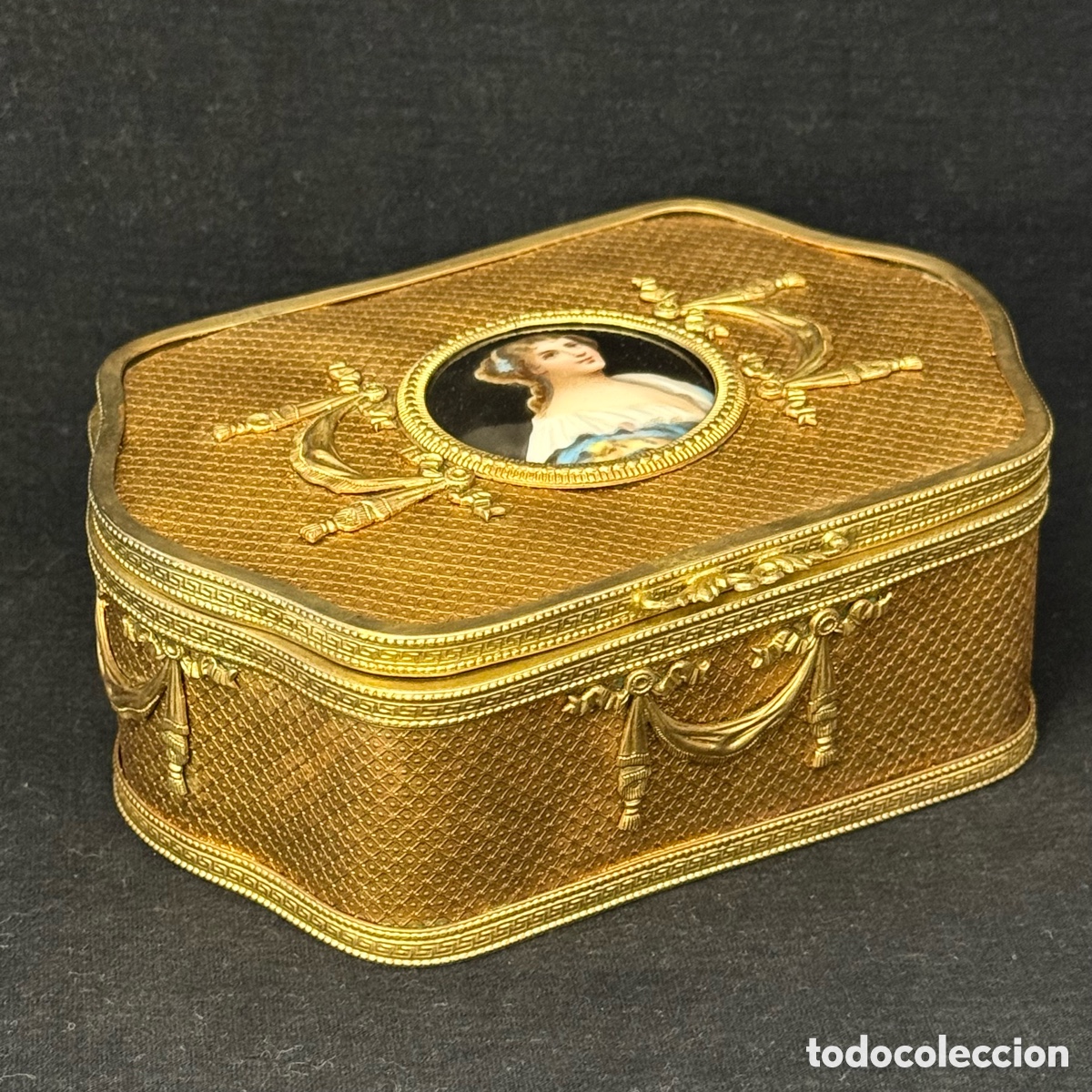 Antiquit&auml;ten: ANTIGUO JOYERO BRONCE IMAGEN PORCELANA DAMA EPOCA PARA TOCADOR JOYA