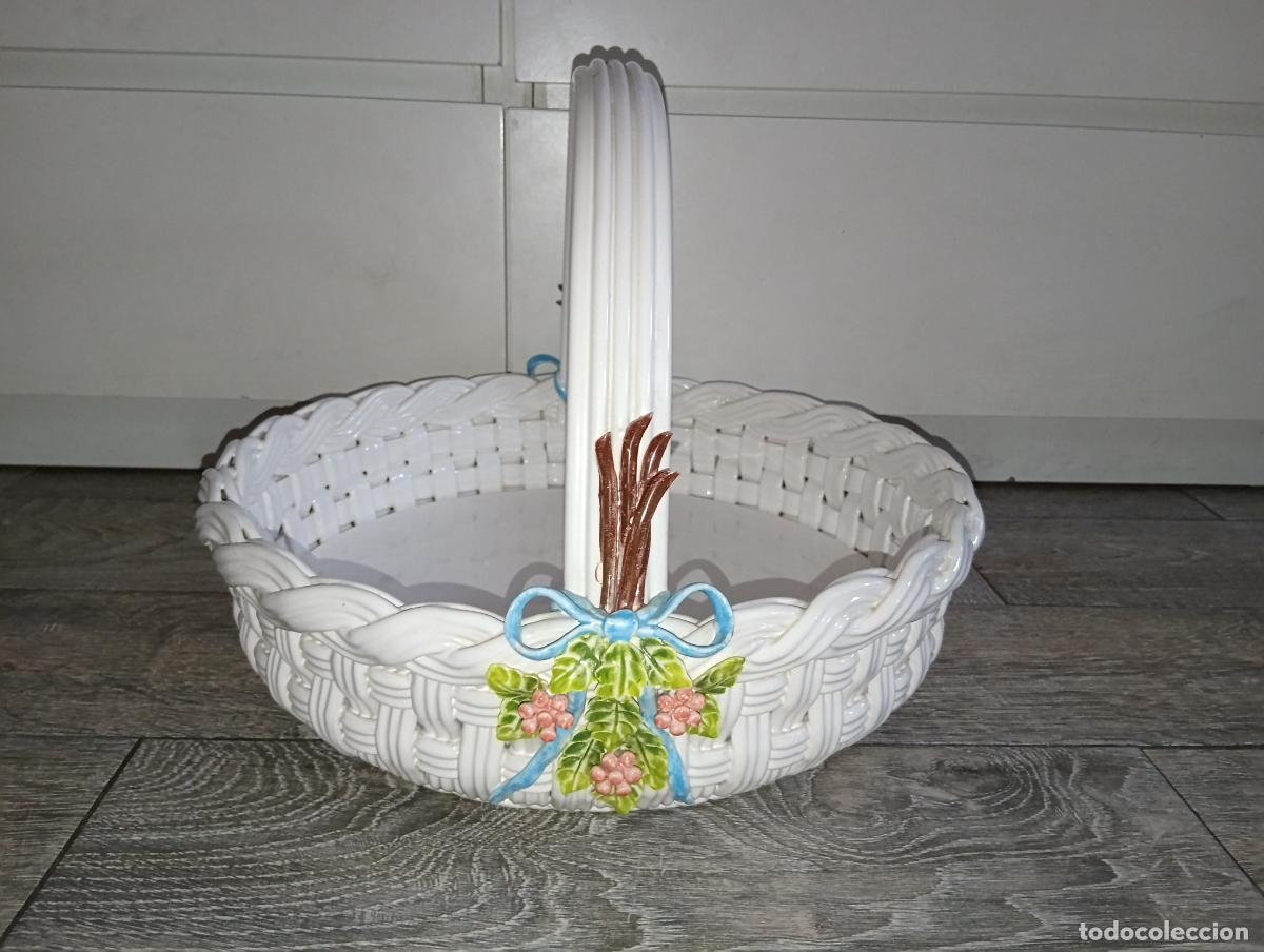 Antiquit&auml;ten: Gran cesta frutero de cer&aacute;mica de Manises I. Cases (Ref. 8003) Estilo artesanal vintage