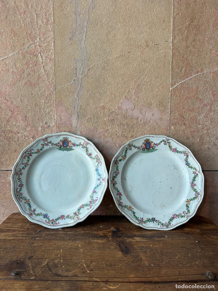 Antig&uuml;edades: PAREJA DE PLATO BLASONADOS DE COMPA&Ntilde;&Iacute;A DE INDIAS